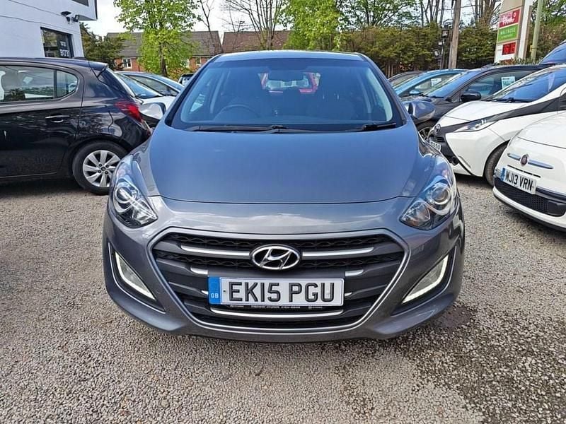 Used Hyundai i30 SE 100 HP (73 kW) 2015 Grey Hatchback