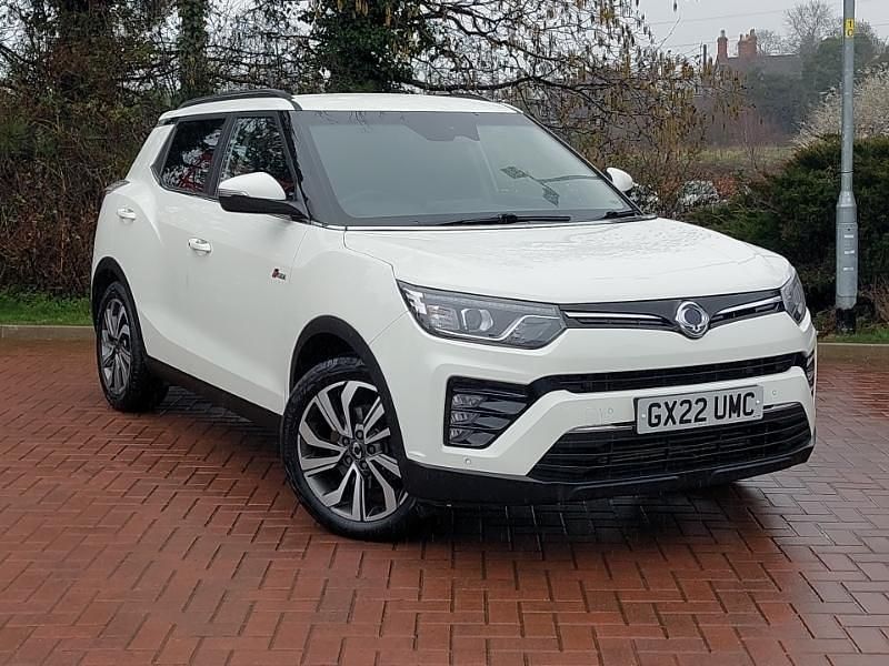 Used Ssangyong (KGM) Tivoli 163 HP (119 kW) 2022 White SUV