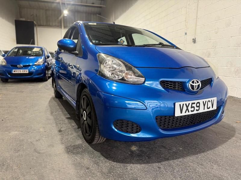 Blue Used 2009 Toyota Aygo Hatchback | £4,250 (Fair price) - Image 1/4