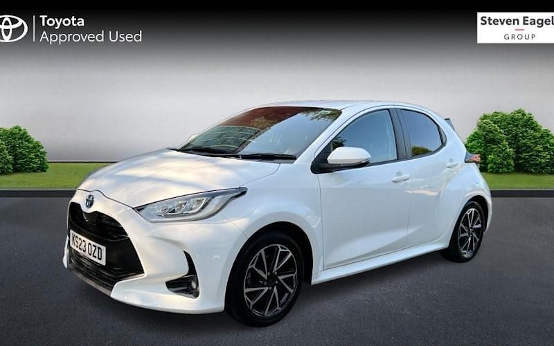 Used Toyota Yaris Hybrid Design 116 HP (85 kW) 2025 Hatchback