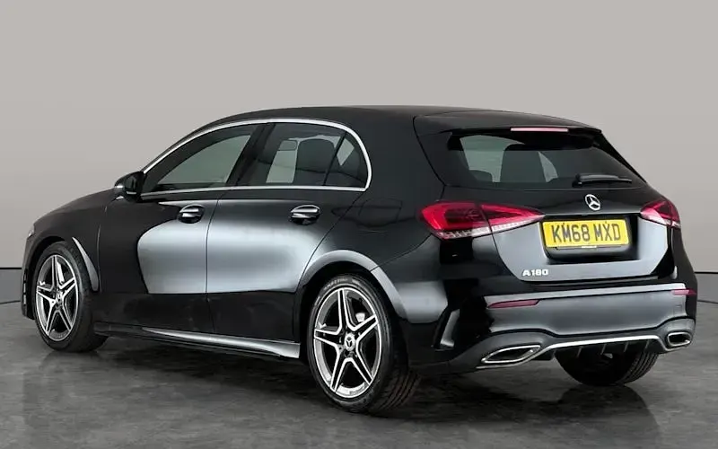 Used Mercedes A180 AMG line 136 HP (100 kW) 2018 Black Hatchback
