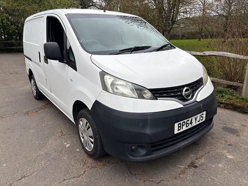Used Nissan NV200 Acenta 2015 White MPV
