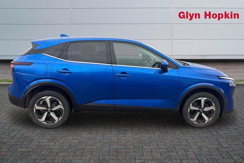 Used Nissan Qashqai N-Connecta 2022 Blue SUV