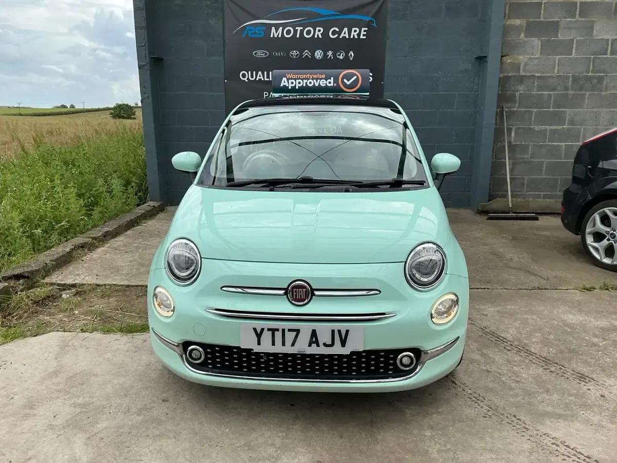 Used Fiat 500 Lounge 69 HP (50 kW) 2017 Green Hatchback