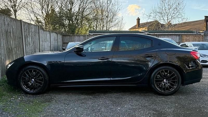 Used Maserati Ghibli 410 HP (301 kW) 2015 Black Sedan