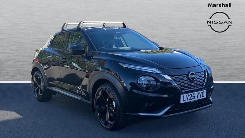 Pearl black Used 2025 Nissan Juke Tekna SUV | £23,768 (Expensive) - Image 1/4