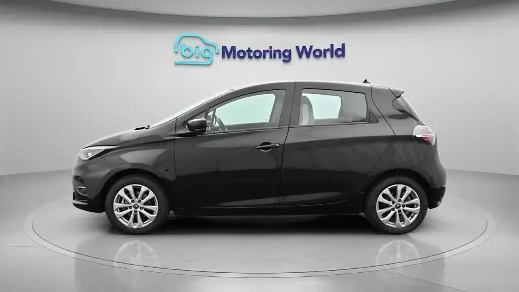 Used Renault Zoe Iconic 100 kW (136 HP) 2020 Hatchback
