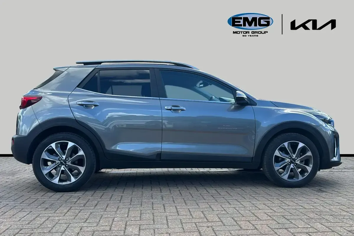Used Kia Stonic 98 HP (72 kW) 2024 Grey SUV