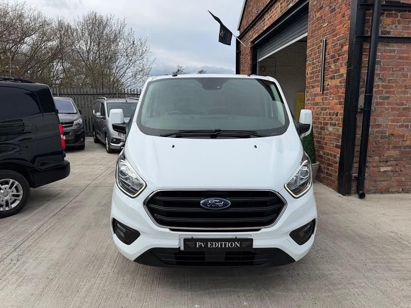 Used Ford Transit Custom Trend 130 HP (95 kW) 2019 White Van