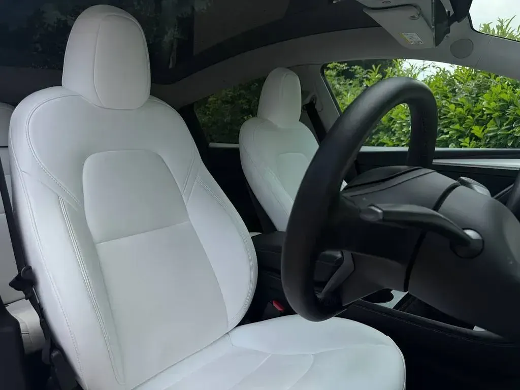 Used Tesla Model Y 282 kW (384 HP) 2024 SUV