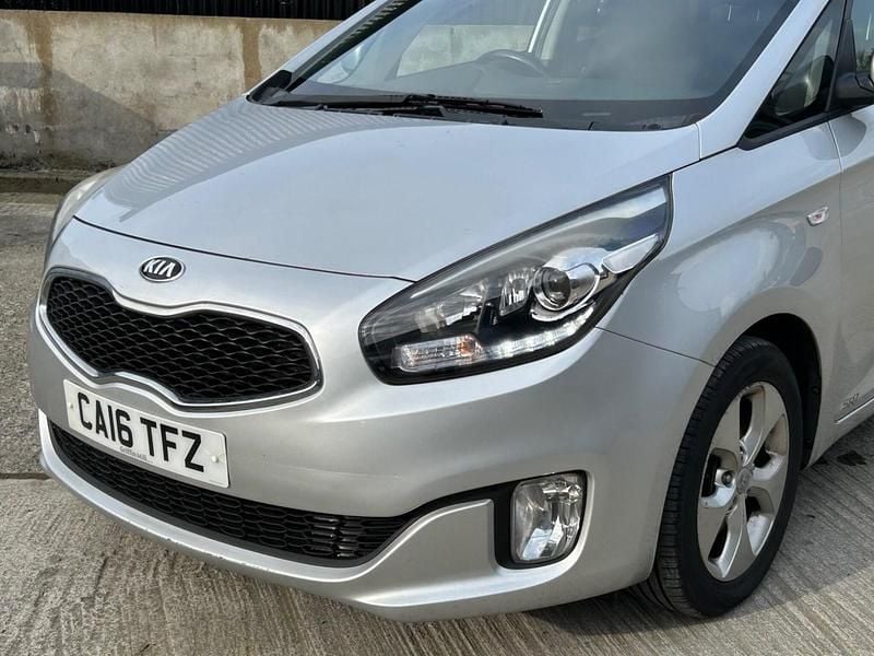 Used Kia Carens 2016 Silver MPV