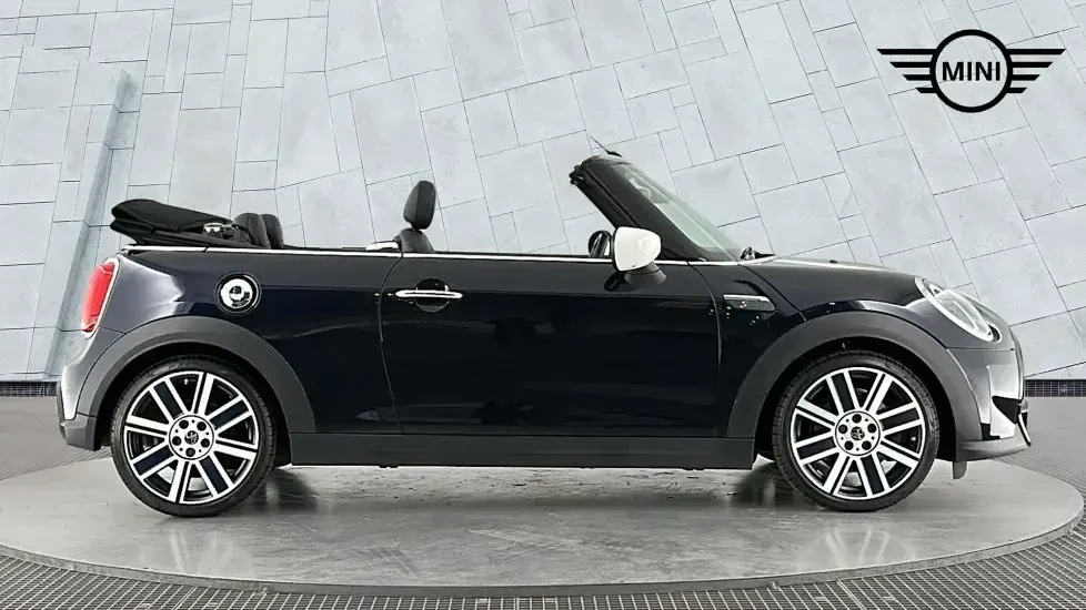 Used Mini Cooper S Cabriolet Exclusive 176 HP (129 kW) 2023 Black Cabriolet