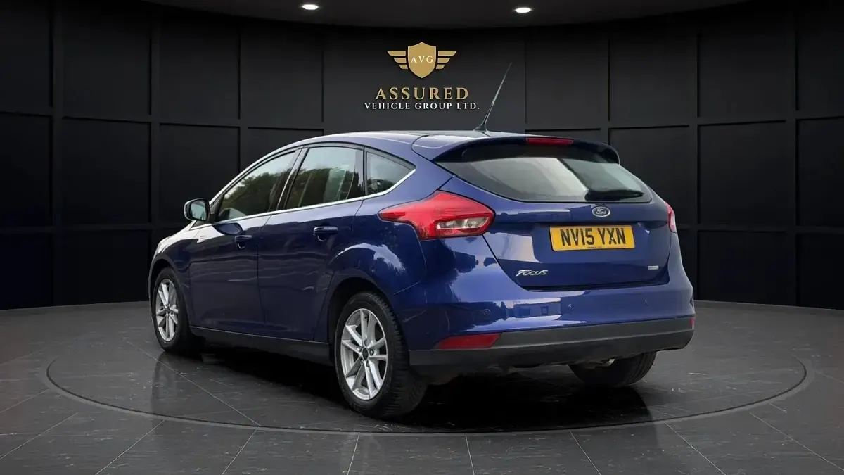 Used Ford Focus Zetec 2015 Blue Hatchback
