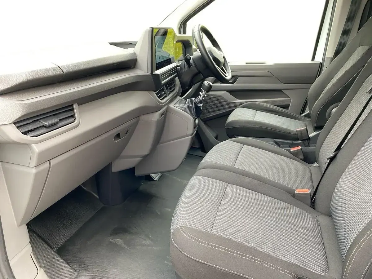 Used VW Transporter Pro 2025 White Van