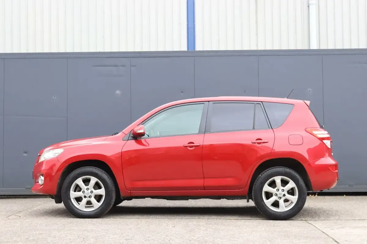 Used Toyota RAV4 2011 Red SUV