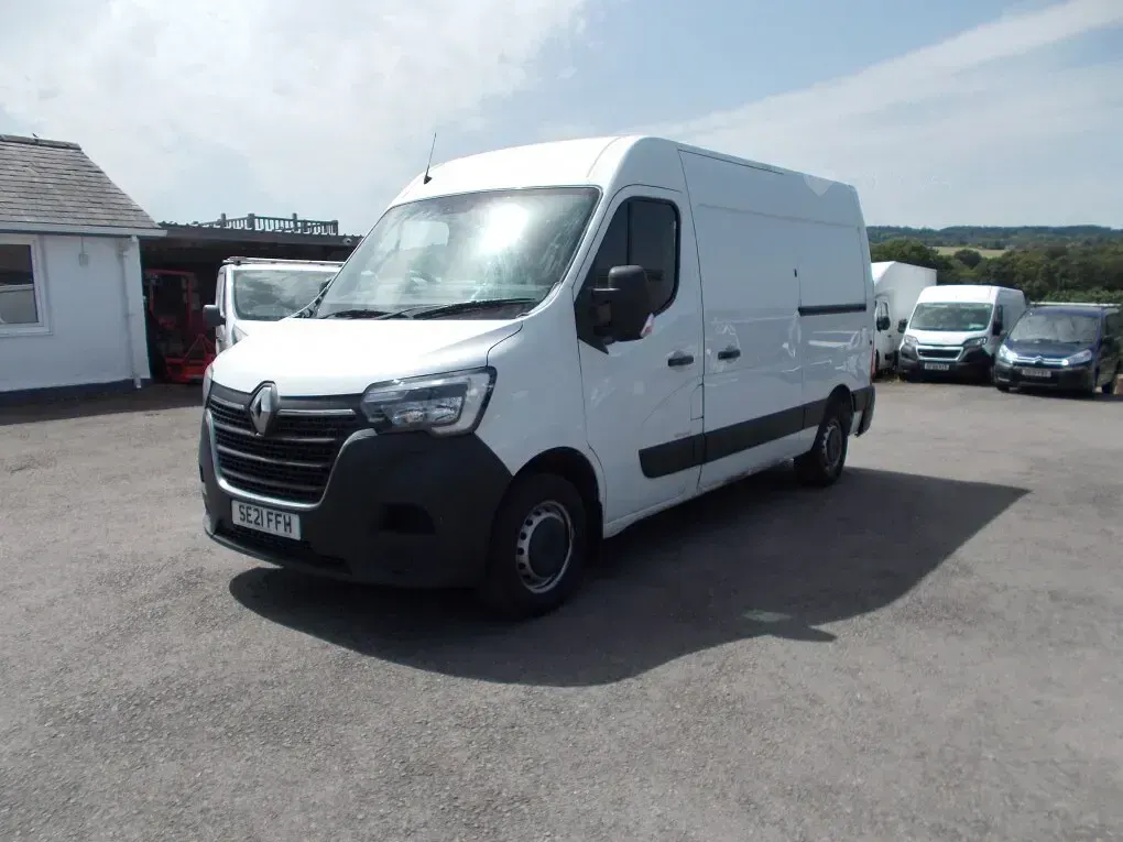 Used Renault Master Business 2021 White MPV