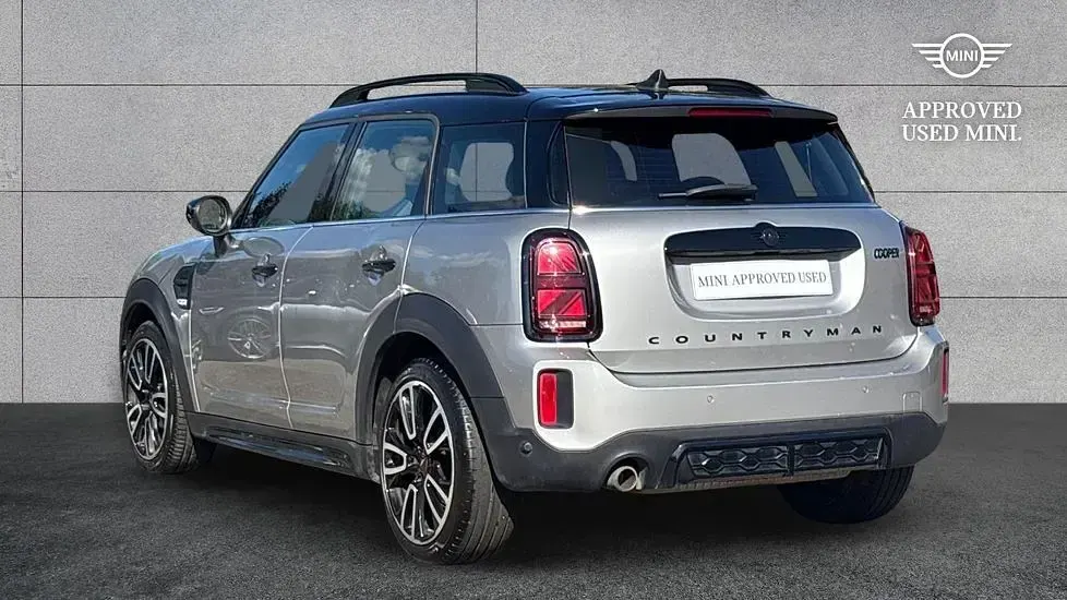 Used Mini Cooper Countryman Sport 134 HP (98 kW) 2023 Silver SUV