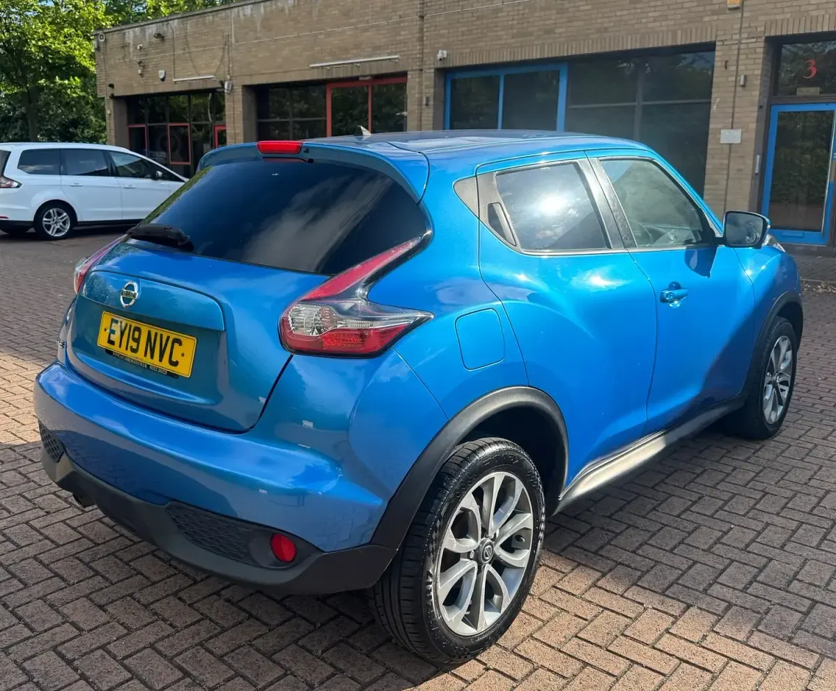 Used Nissan Juke Tekna 112 HP (82 kW) 2019 Blue SUV