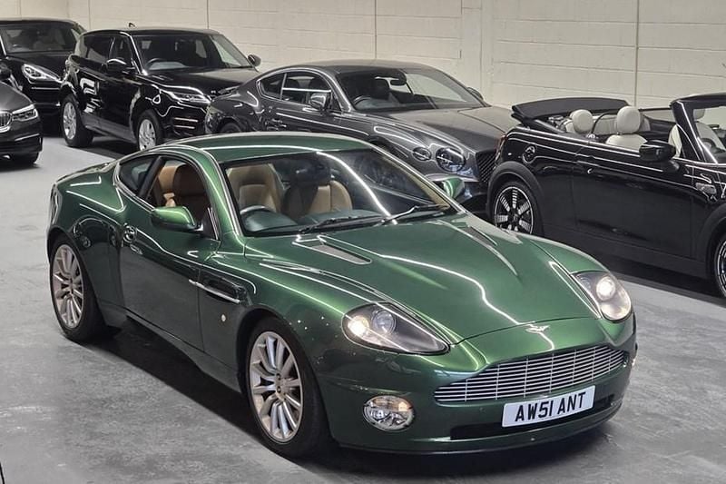 Used Aston Martin Vanquish 460 HP (338 kW) 2001 Green Coupe