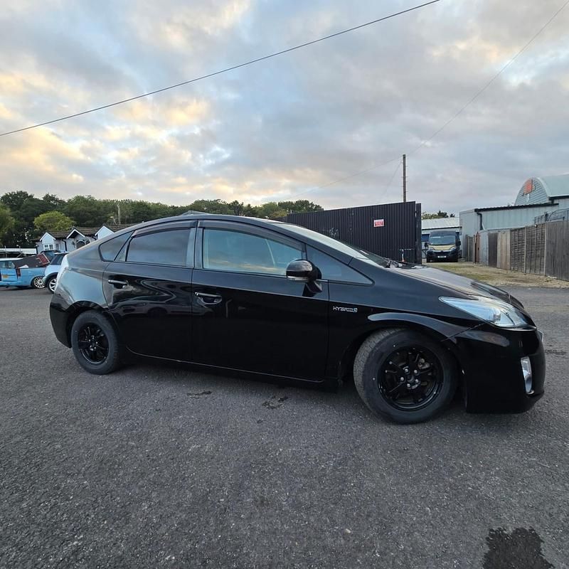 Black Used 2010 Toyota Prius Hatchback | £5,495 (Fair price) - Image 1/4