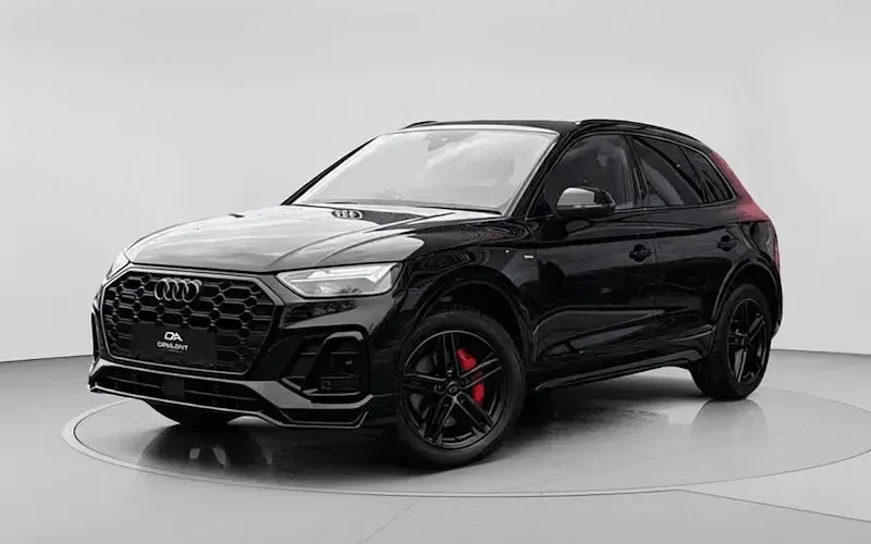Used Audi Q5 S-Line 299 HP (219 kW) 2023 Black SUV