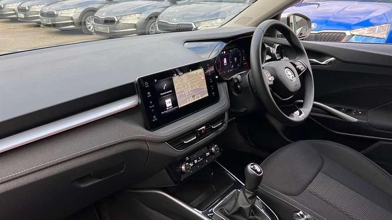 Used Skoda Fabia SE L 116 HP (85 kW) 2024 Brilliant silver Hatchback