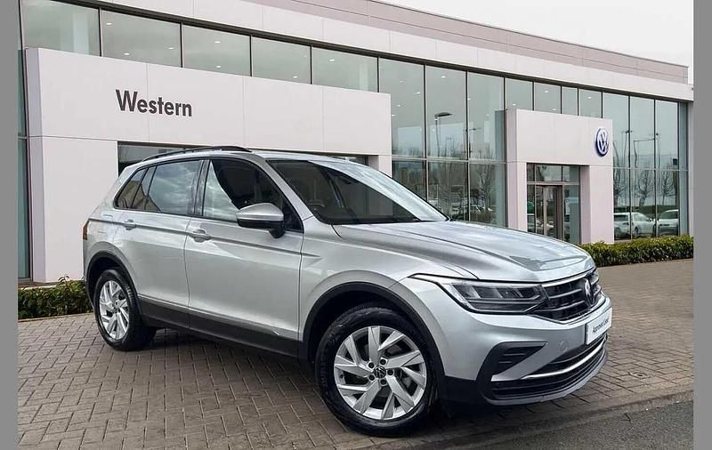 Silver Used 2023 VW Tiguan Life SUV | £26,299 (A bit pricey) - Image 1/4