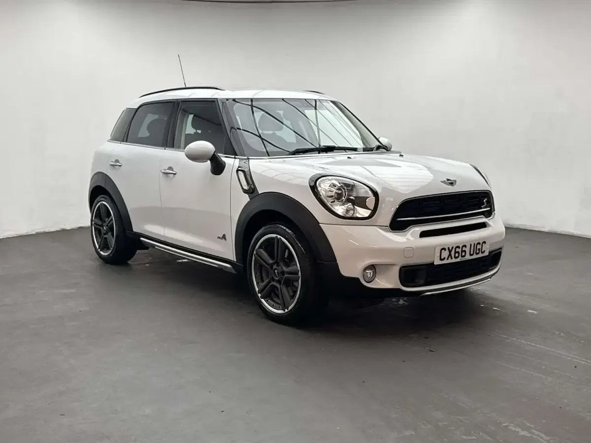 Used Mini Cooper S Countryman 2016 White SUV