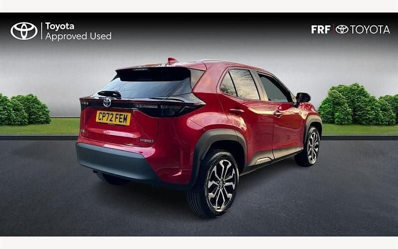 Used Toyota Yaris Hybrid Design 116 HP (85 kW) 2026 Estate