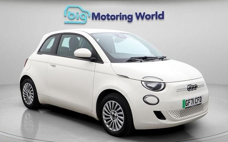 Used 2021 Fiat 500e Action Hatchback | £8,500 (Fair price) - Image 1/4