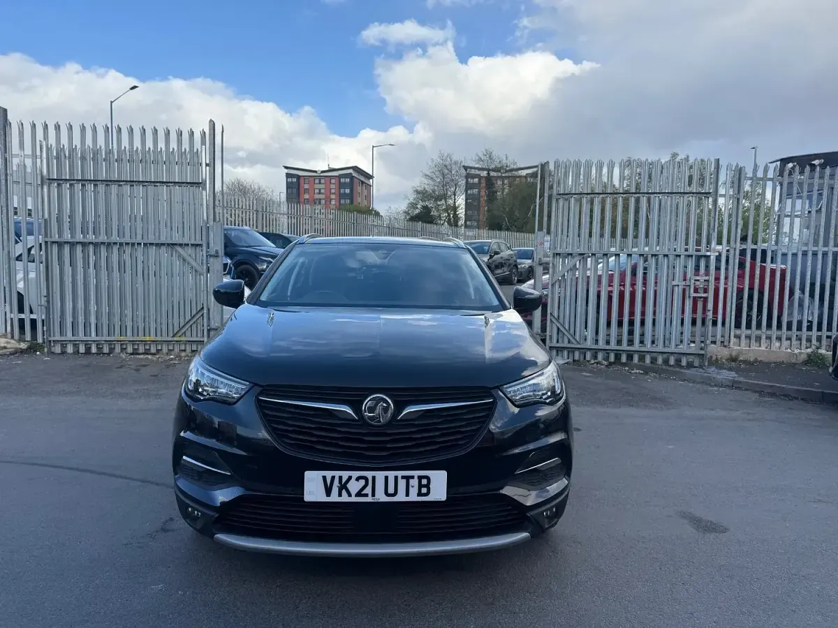 Used Vauxhall Grandland X Edition 130 HP (95 kW) 2021 Black SUV