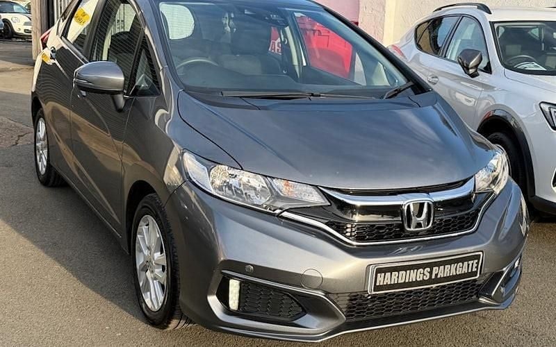 Used Honda Jazz SE 102 HP (75 kW) 2020 Grey Hatchback