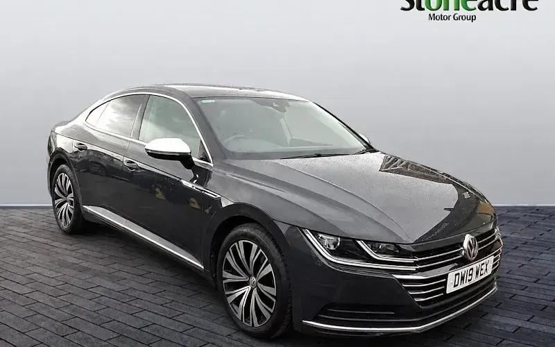 Used VW Arteon Elegance 190 HP (139 kW) 2018 Hatchback