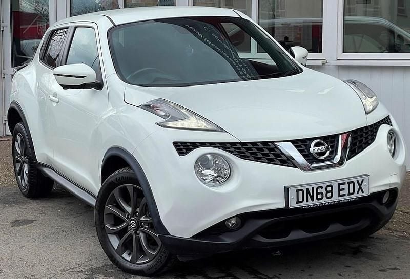 Begagnad Nissan Juke Tekna 117 HK (86 kW) 2018 Vit SUV