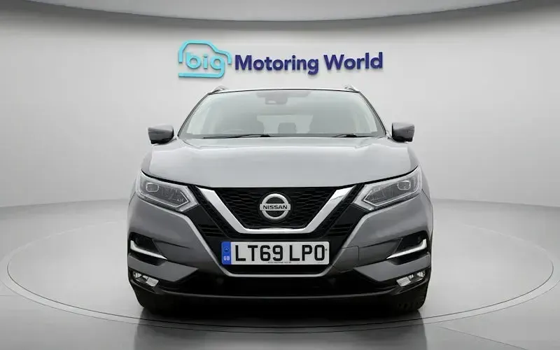 Used Nissan Qashqai S 160 HP (117 kW) 2019 Grey SUV