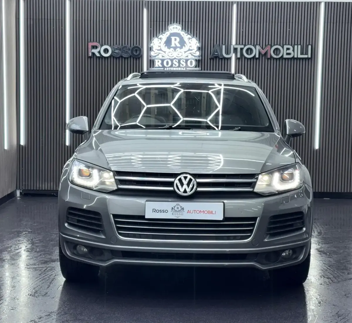 Used VW Touareg R-line 2014 Grey SUV