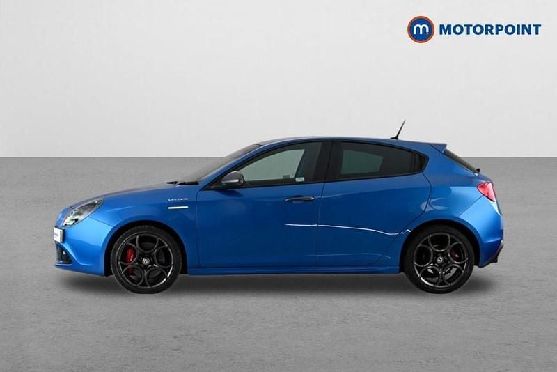 Used Alfa Romeo Giulietta Veloce 241 HP (177 kW) 2017 Blue Hatchback