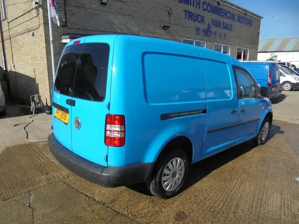 Used VW Caddy Maxi Startline 102 HP (75 kW) 2013 Blue MPV