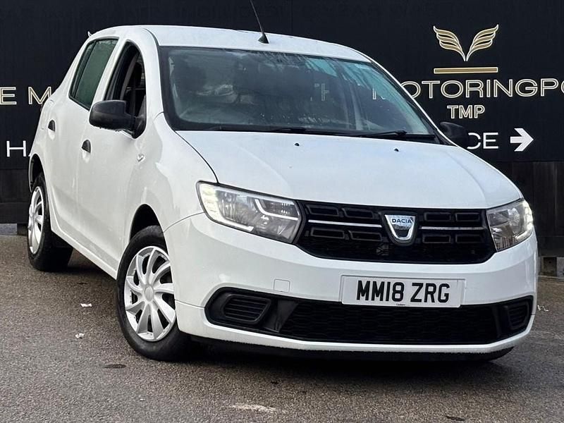 White Used 2018 Dacia Sandero Ambiance Hatchback | £4,395 (Fair price) - Image 1/4