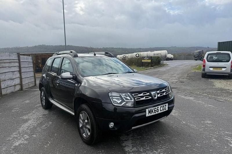 Used Dacia Duster Lauréate 110 HP (80 kW) 2016 Estate