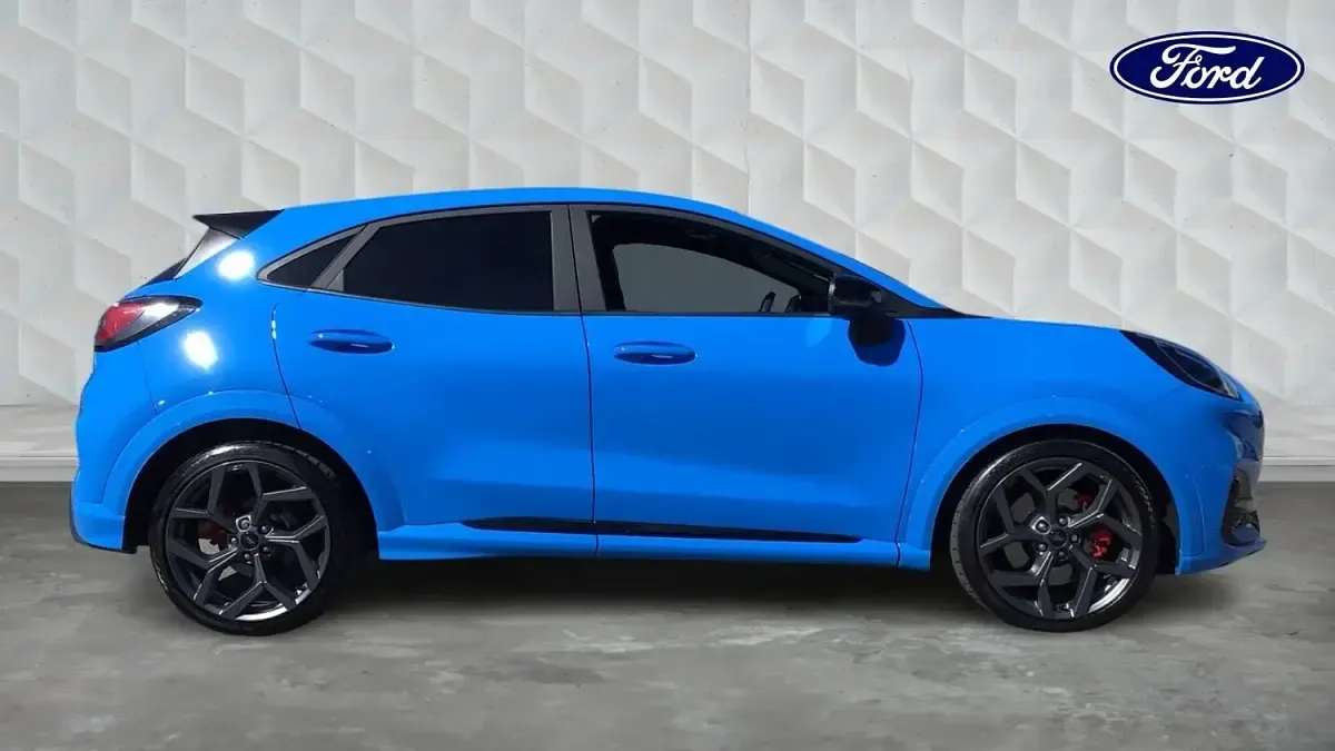 Used Ford Puma ST 168 HP (123 kW) 2024 Blue SUV