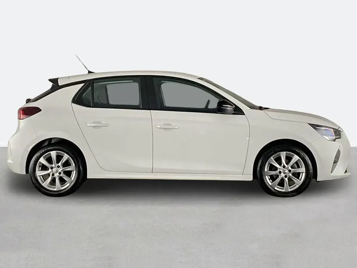 Used Vauxhall Corsa Design Edition 73 HP (53 kW) 2023 White Hatchback