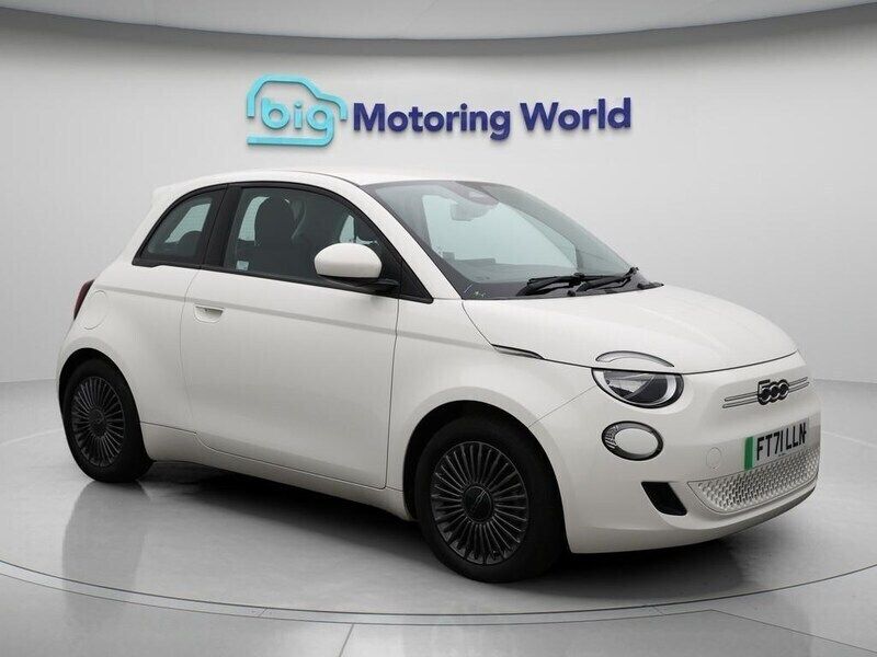 White Used 2022 Fiat 500e Icon Hatchback | £11,000 (Super price) - Image 1/4
