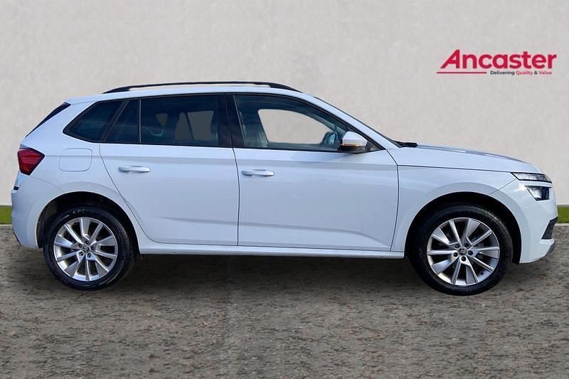 Used Skoda 110 R SE Drive 2022 White Hatchback