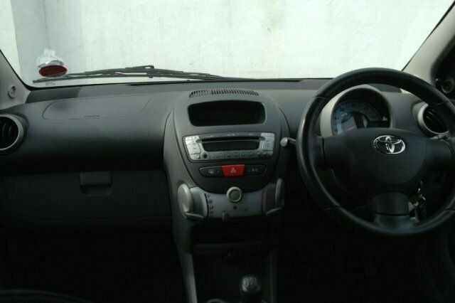 Used Toyota Aygo 67 HP (49 kW) 2008 Hatchback