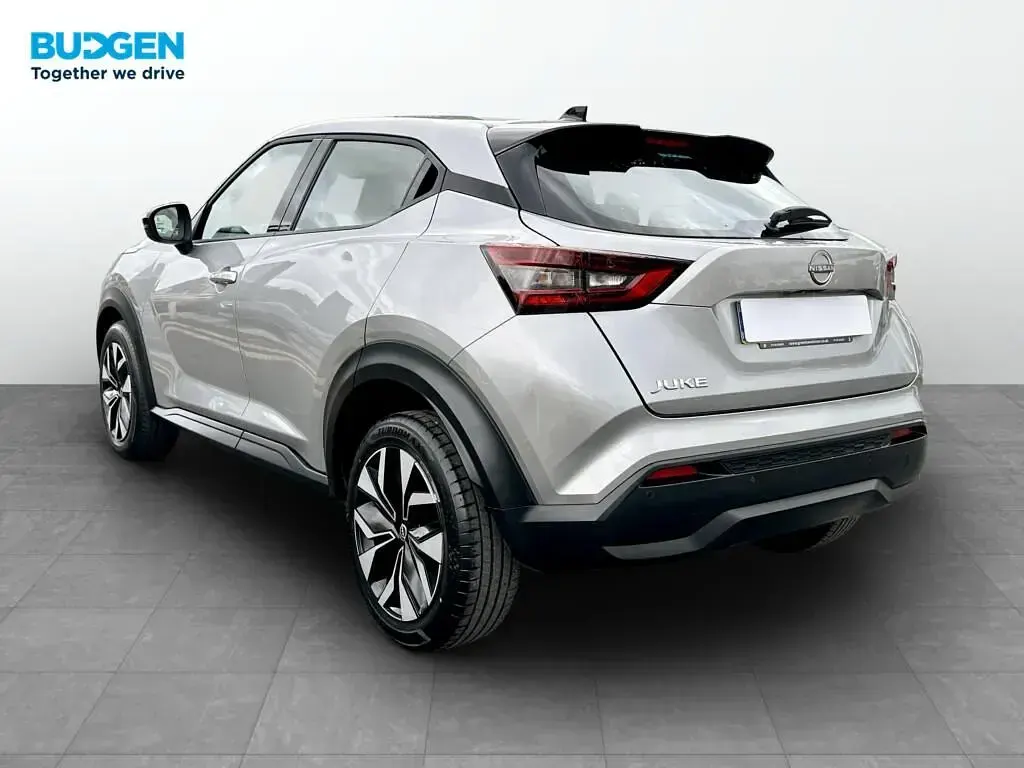 Used Nissan Juke Acenta 114 HP (83 kW) 2023 Silver SUV