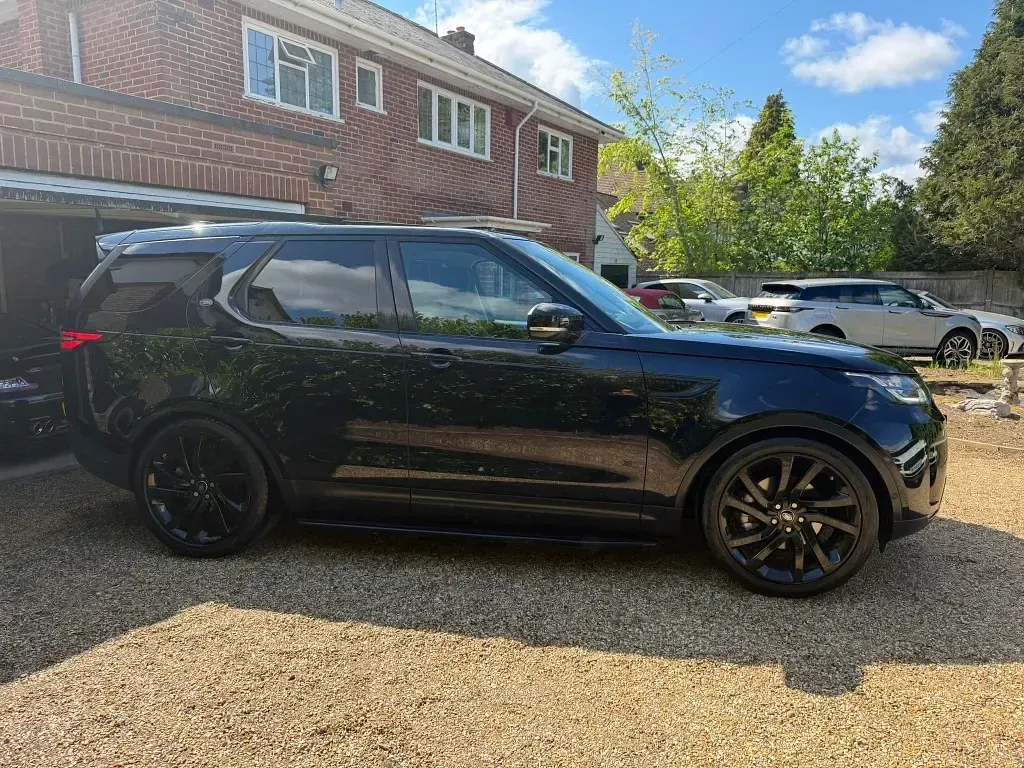 Used Land Rover Discovery HSE Luxury 2018 Black SUV