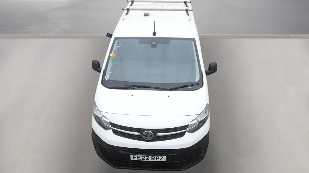 Used Vauxhall Vivaro 100 HP (73 kW) 2022 White MPV