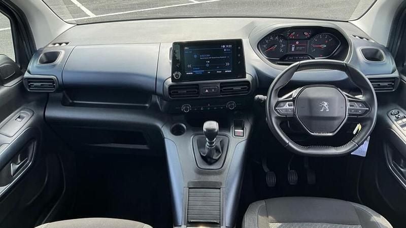 Grey Used 2021 Peugeot Rifter Allure MPV | £11,199 (Good price) - Image 1/4