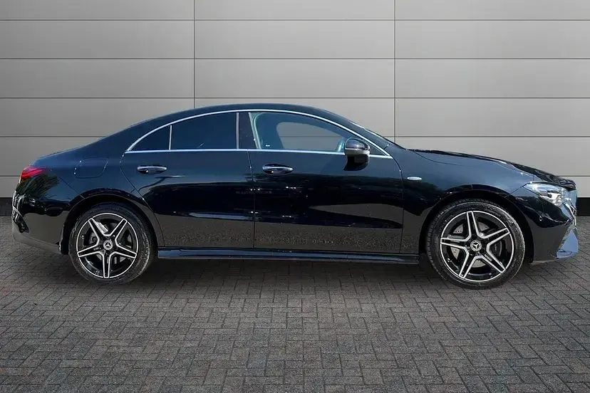 Used Mercedes E250 Executive 215 HP (158 kW) 2025 Black Coupe